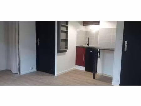 location appartement t1 à carrières-sous-poissy (78955) : à louer t1 / 21m² carrières-sous