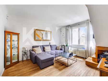 maison de luxe à vendre dans le quartier porte jaune