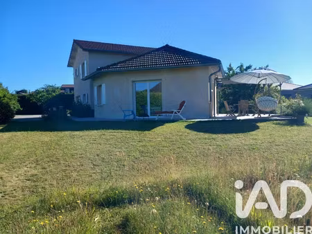 maison de village à châbons (38690)
