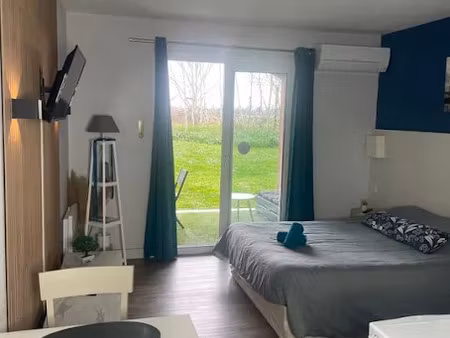 location meublée appartement 1 pièce 24 m² à mas thibert (13104)  630 €