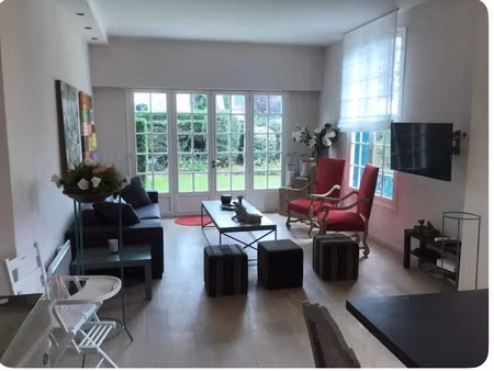 location meublée appartement 4 pièces 99 m² à deauville (14800)  2 667 €