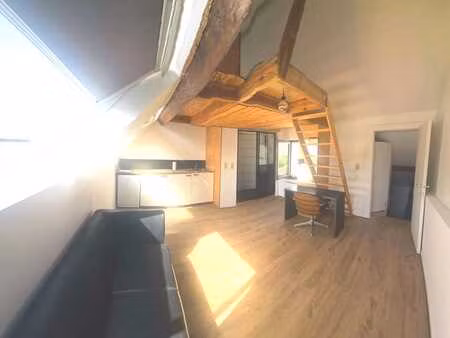 studio avec mezzanine à ixelles - 800€