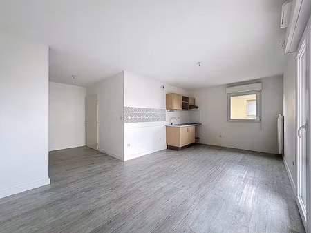 location meublée appartement 3 pièces 54 m² à tournefeuille (31170)  920 €