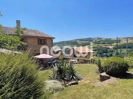 bijou en pierres dorées | vue campagne beaujolaise | 5 chambres |