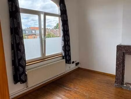 appartement 1ch - place beauté