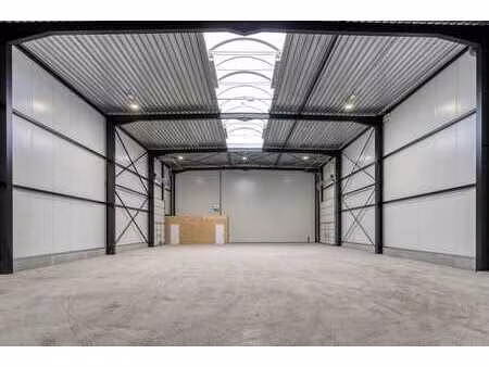 entrepôt d'environ 440 m² à louer à wevelgem
