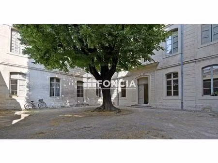 exclusivité foncia  t2 de 46m2 au 2nd étage d'un ancien hôtel particulier