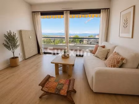 appartement t3 dernier étage  vue alpes