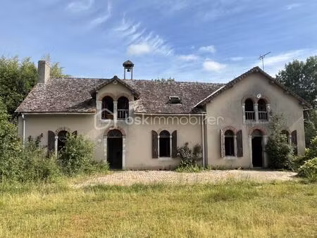 maison de 218 m² à courcival