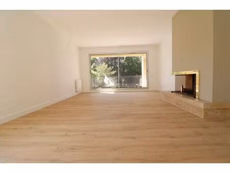 appartement de prestige de 110 m2 en location louveciennes  île-de-france
