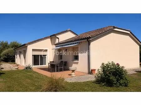 maison traditionnelle de 107 m² à saint-agne