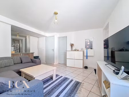 appartement 2 pièces proche toutes commodités