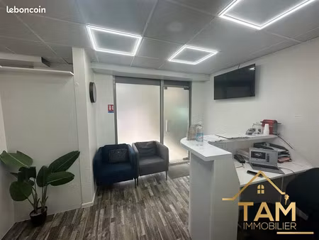 vente locaux professionnels 2 pièces 42 m² à versailles (78000)  205 000 €