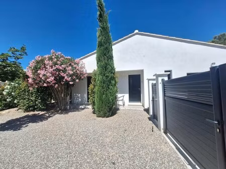 villa neuve de plain-pied sur terrain de 601 m2