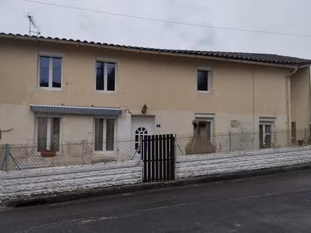 vente maison 5 pièces 165 m² à archiac (17520)  153 000 €