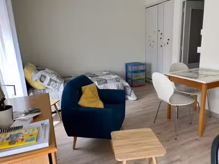 location meublée appartement 1 pièce 30 m² à libourne (33500)  480 €