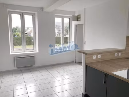 location appartement 2 pièces 39 m² à izel-les-hameaux (62690)  415 €