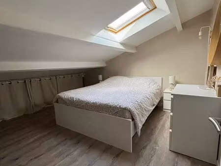 gardanne  coup de cœur pour cet appartement de type 5 avec deux terrasse idéalement situé.