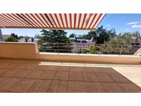 location appartement 4 pièces 102 m² à cholet (49300)  1 050 €