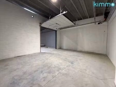 hangar / box de stockage securise