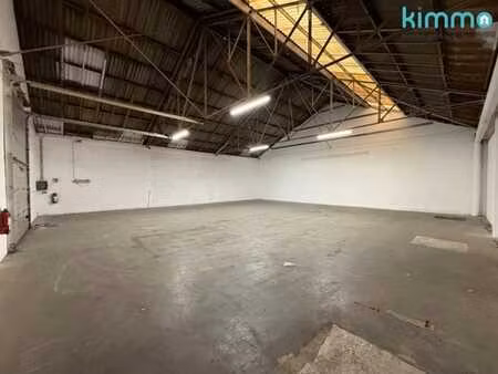 hangar / box de stockage securise