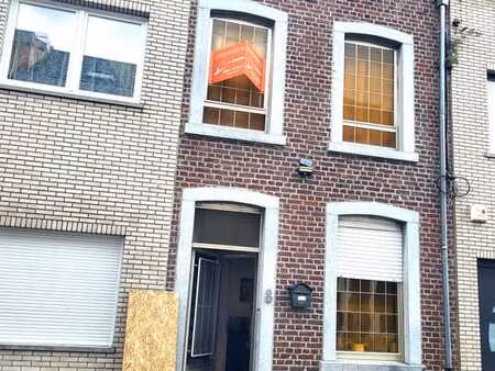 maison unifamiliale