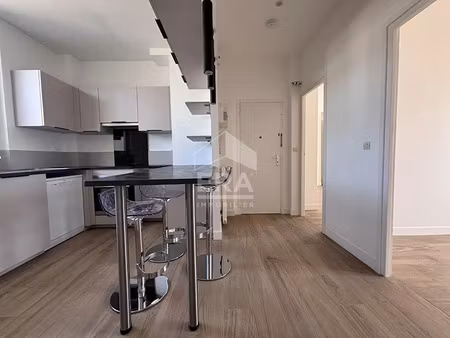 location appartement 4 pièces 82 m² à orleans (45000)  1 395 €