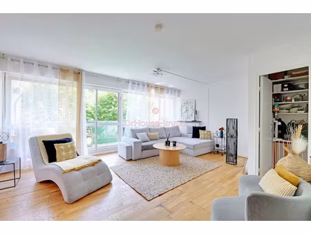 vente appartement 5 pièces 117 m² à le mesnil-le-roi (78600)  470 000 €