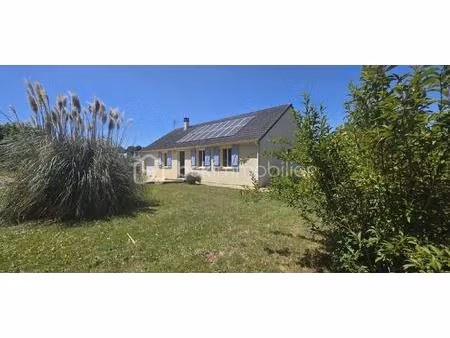 maison traditionnelle de 97 m² à chuelles