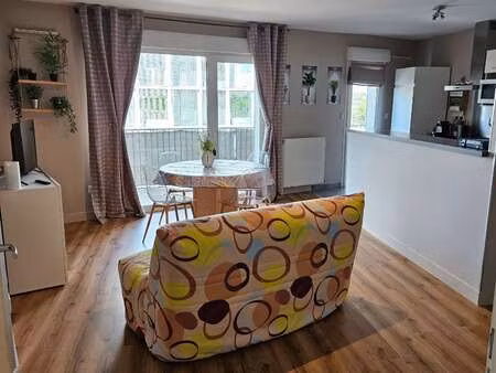location appartement 3 pièces meublé à nantes (44000) : à louer 3 pièces meublé / 66m² nan