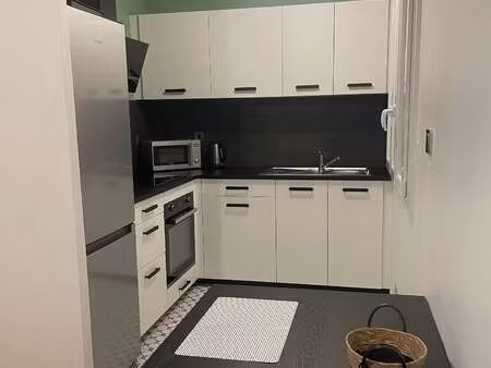 location garage box et parking à rennes (35000) : à louer / 61m² rennes