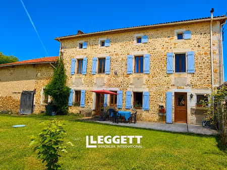 maison 7 pièce(s)  terres-de-haute-charente
