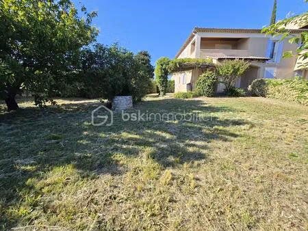 appartement de 73 92 m² à saint-paul-trois-chateaux