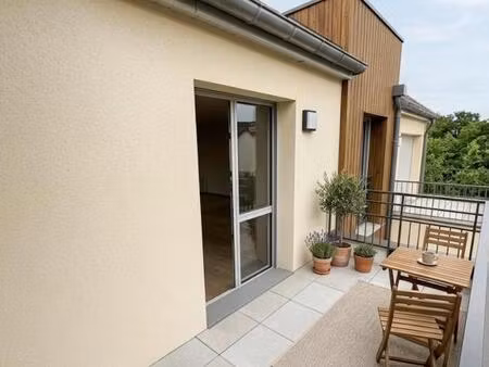 3 pieces en dernier etage avec terrasse