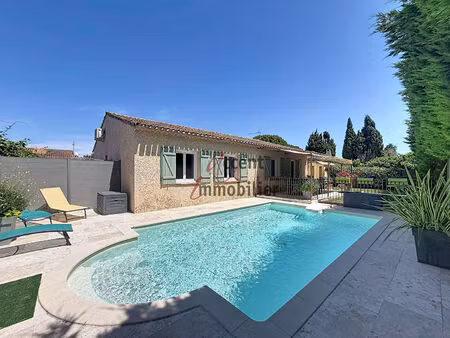 villa 3 chambres avec piscine à cabannes