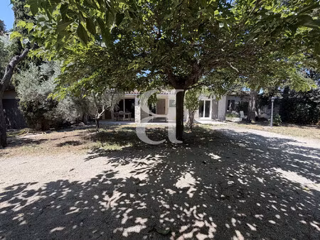 villa à vendre à cavaillon – terrain constructible et divisi