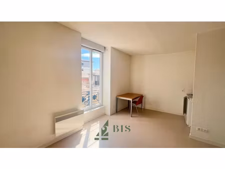 location appartement 1 pièce 26m² roanne 42300