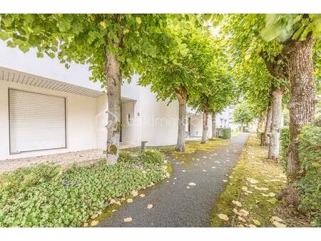 appartement t2 meublé avec balcon et parking