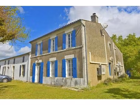 maison - 167m ²