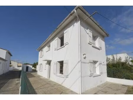maison - 120m ²