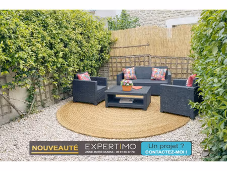 vaste maison de village - coeur de village de flins - charme des poutres - exterieur et ga