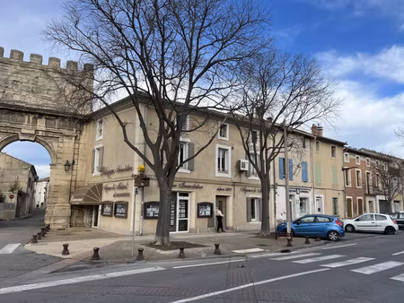 ideal investisseur  immeuble de 122 m2 composé de 3 appartements t2 loués en meublé sans t