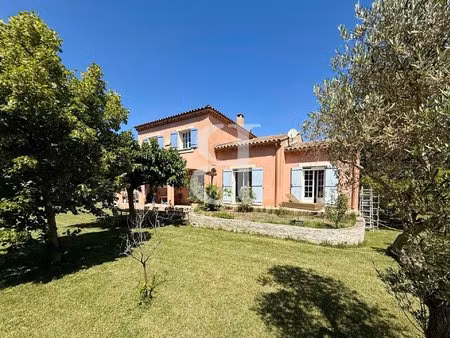 jolie villa avec terrasse et garage à vendre à paradou