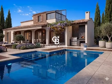 villa de 147 m² avec grand jardin et piscine - centre de gémenos