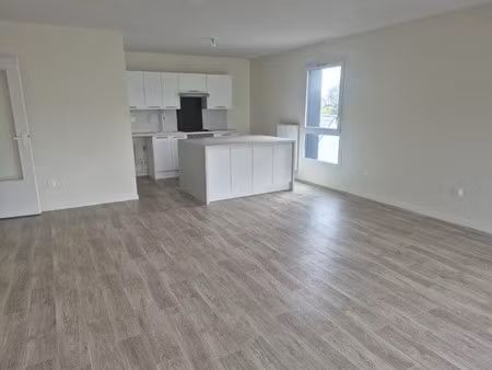 location appartement 4 pièces 91m² loos 59120