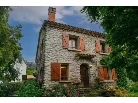 vente maison 5 pièces 143.5 m² à prats-de-mollo-la-preste (66230)  378 000 €