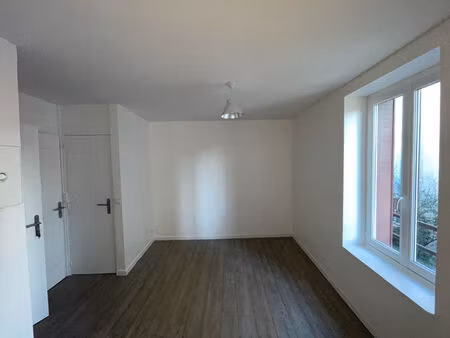location appartement 1 pièce 17m²