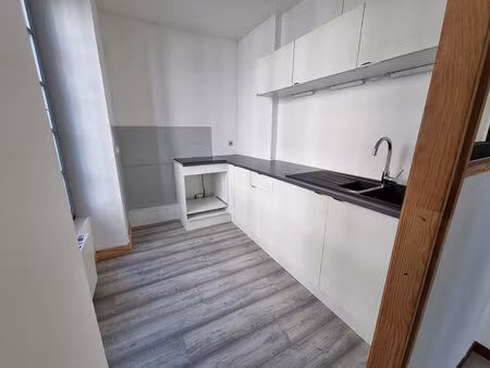 location appartement 1 pièce 32m²