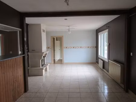 location maison 3 pièces 70m² ste lizaigne 36260