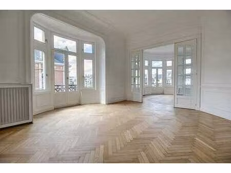 cinquantenaire - appartement 3 chambres